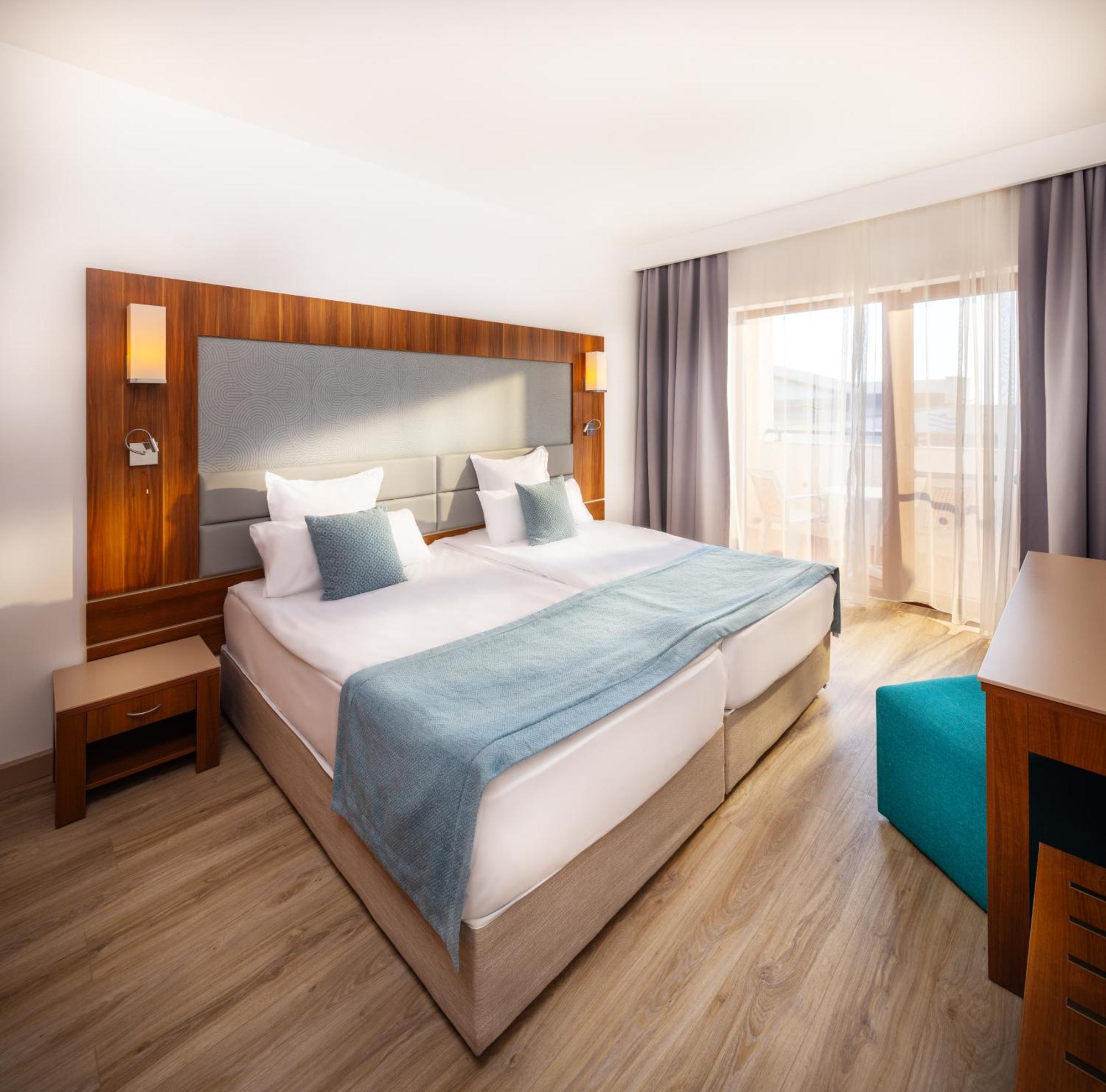 Alua Helios Bay Obzor Exterior foto